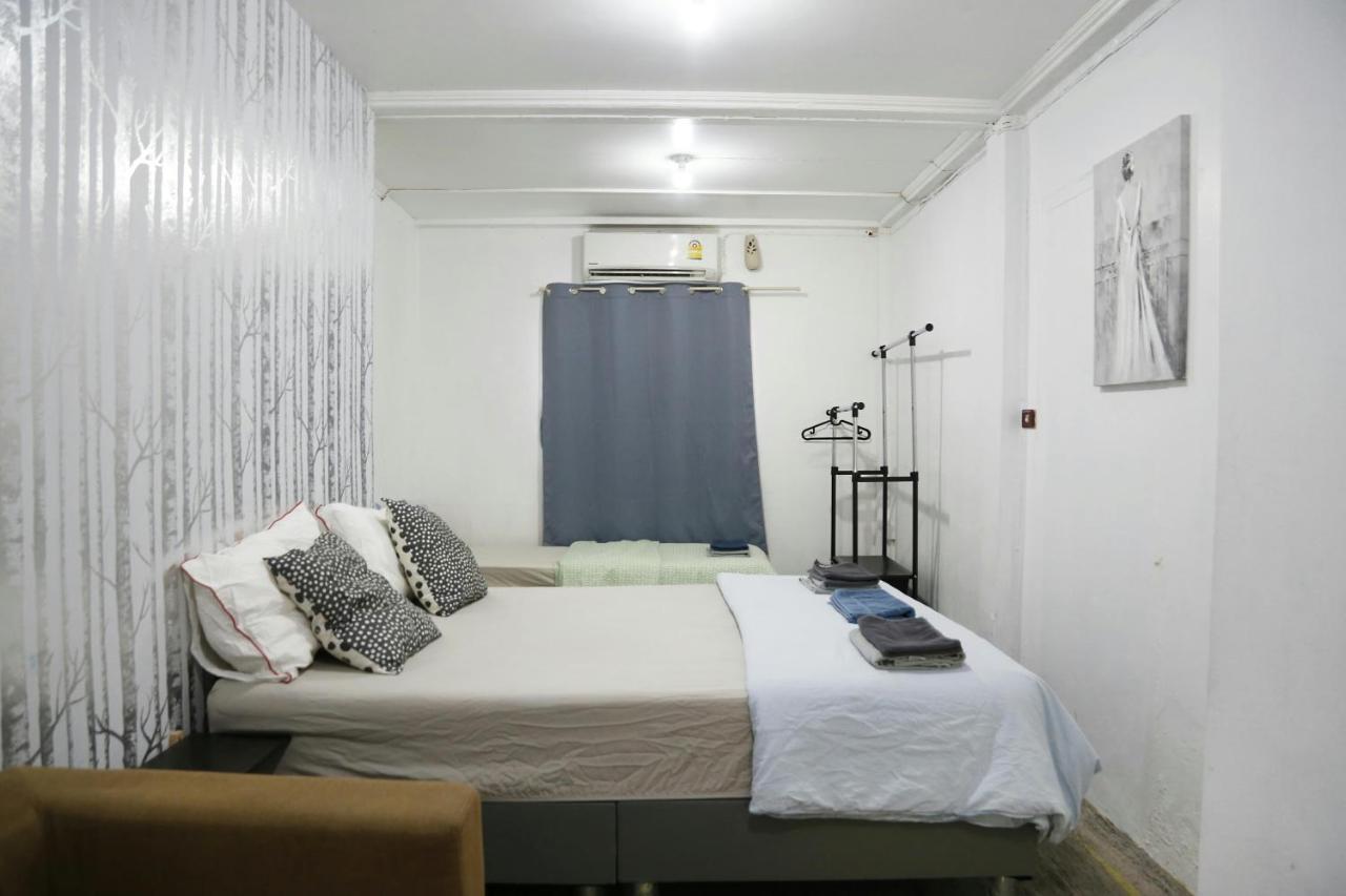 Rubin Home Bangkok Exterior photo