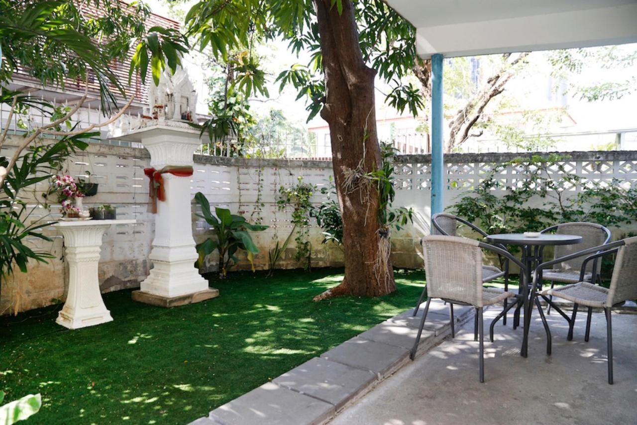 Rubin Home Bangkok Exterior photo